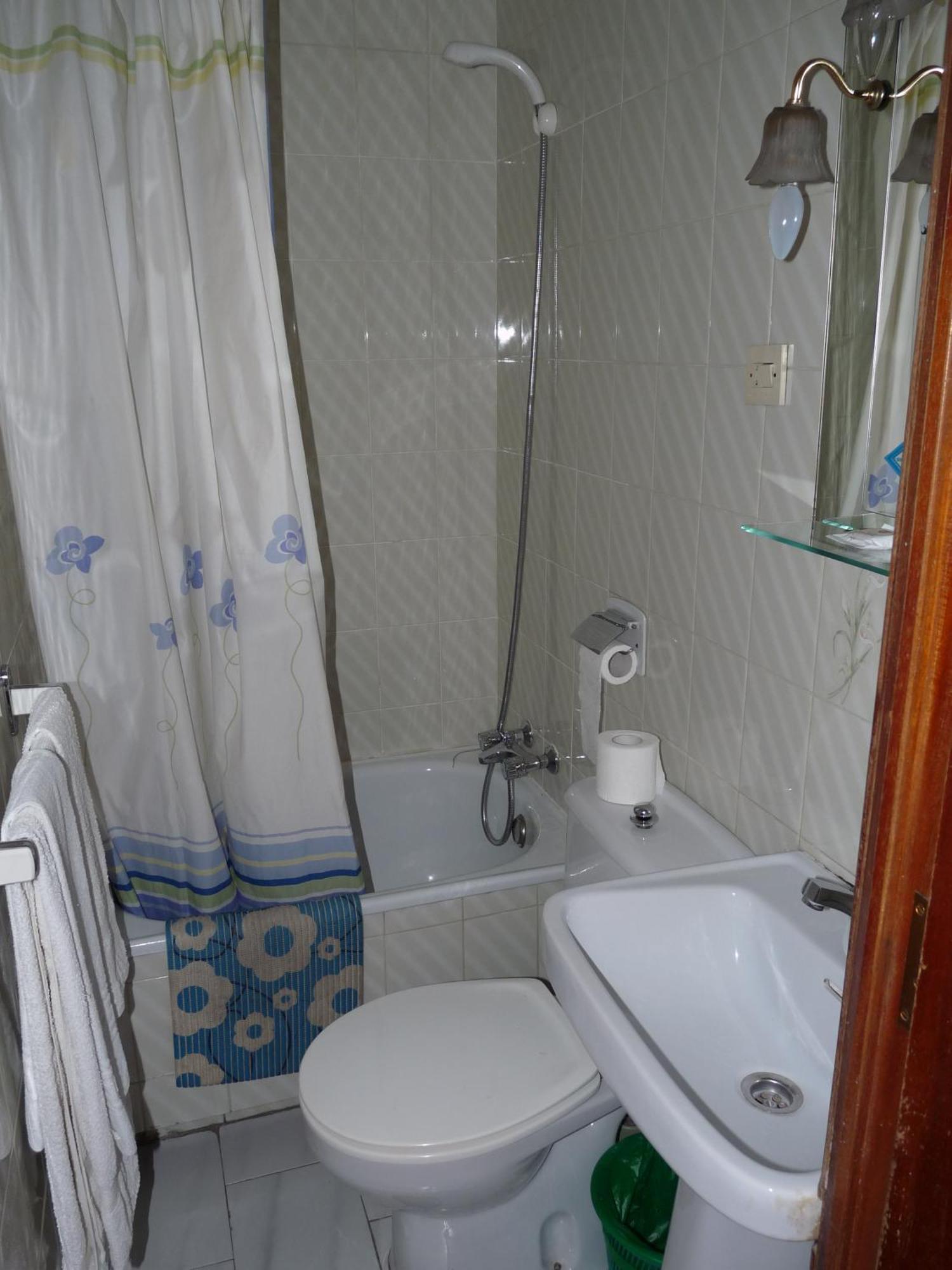 Hostal Fernandez Madryt Zewnętrze zdjęcie