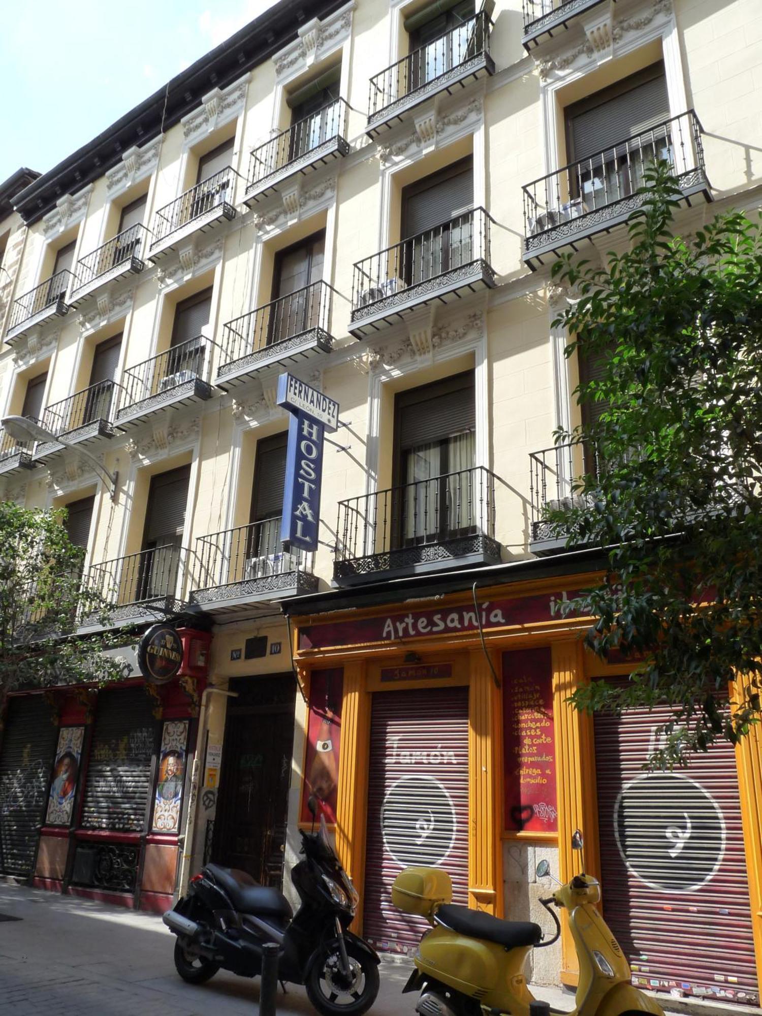 Hostal Fernandez Madryt Zewnętrze zdjęcie