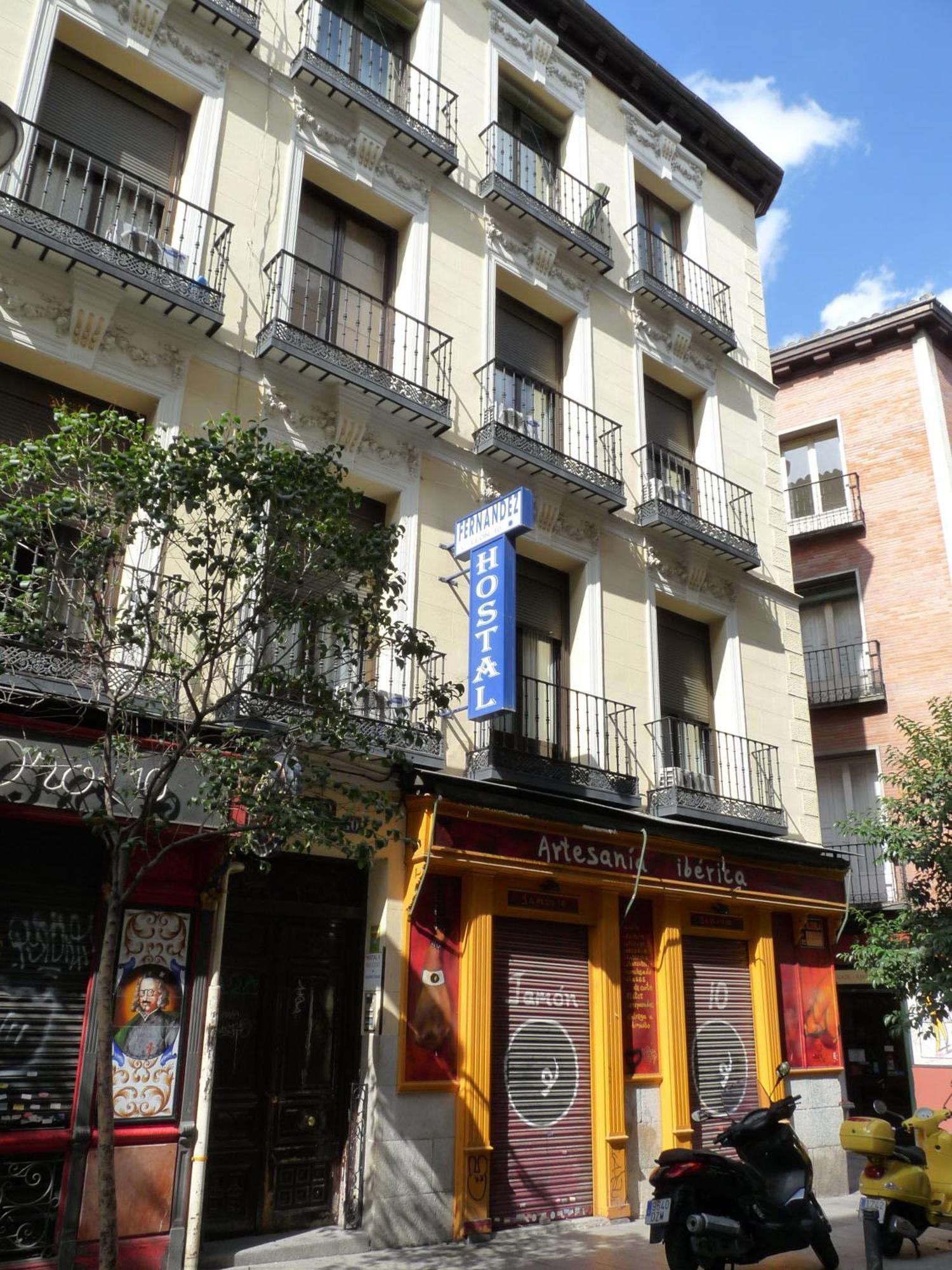 Hostal Fernandez Madryt Zewnętrze zdjęcie