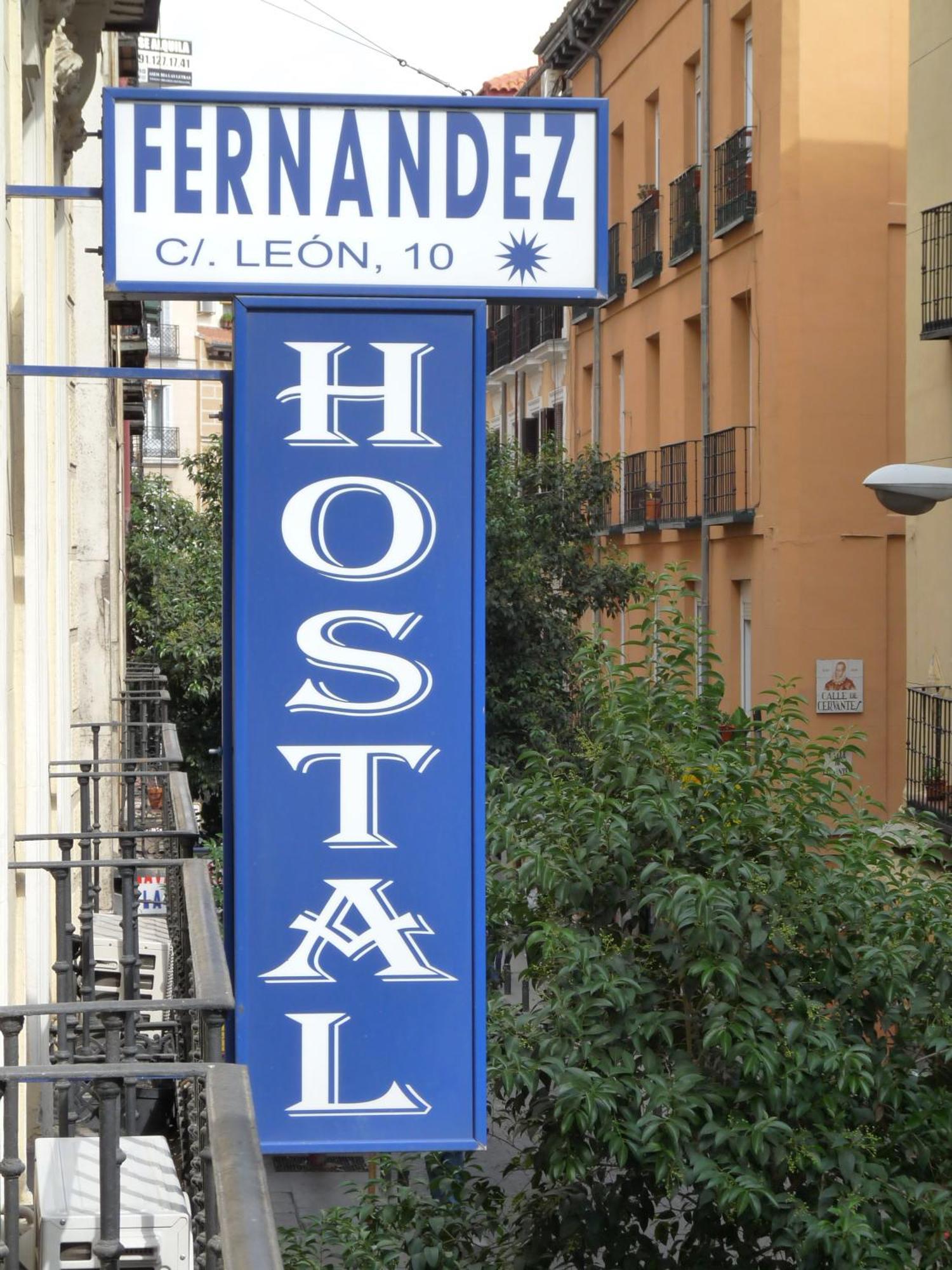 Hostal Fernandez Madryt Zewnętrze zdjęcie