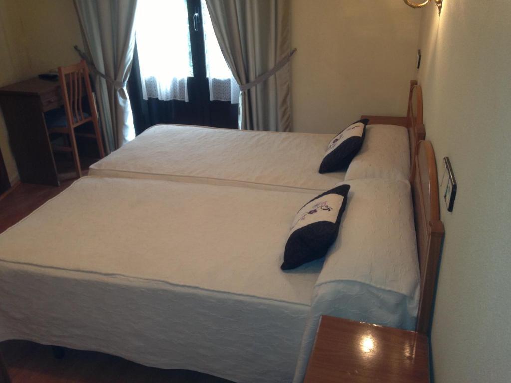 Hostal Fernandez Madryt Pokój zdjęcie